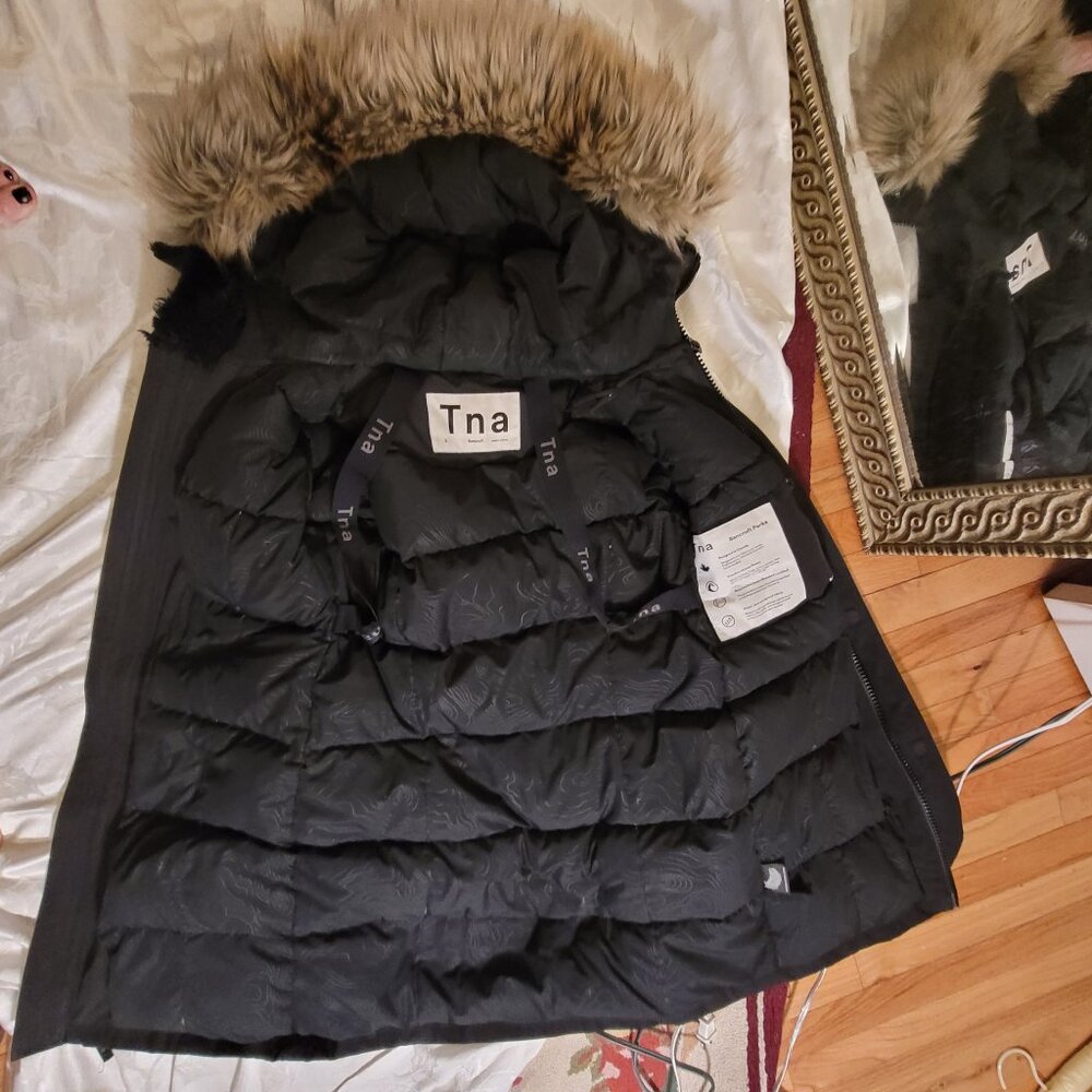 Aritzia TNA The Bancroft Parka EUC! - Picture 8 of 10